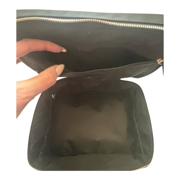 Kate Spade Chelsea Black Travel Makeup Bag - Picture 9 of 12
